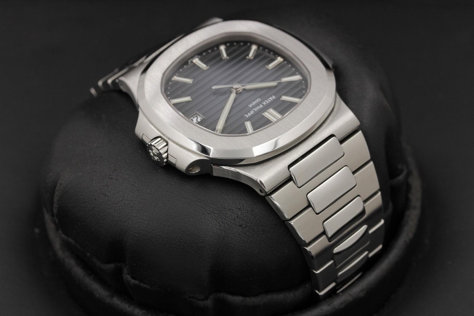 Watch Image 4