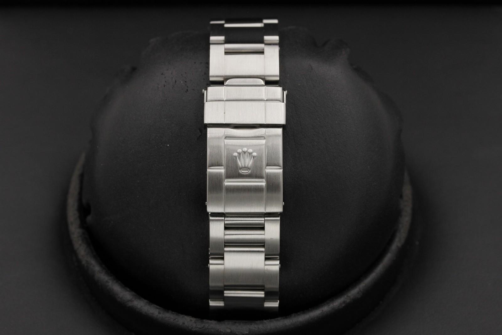 Watch Image 7