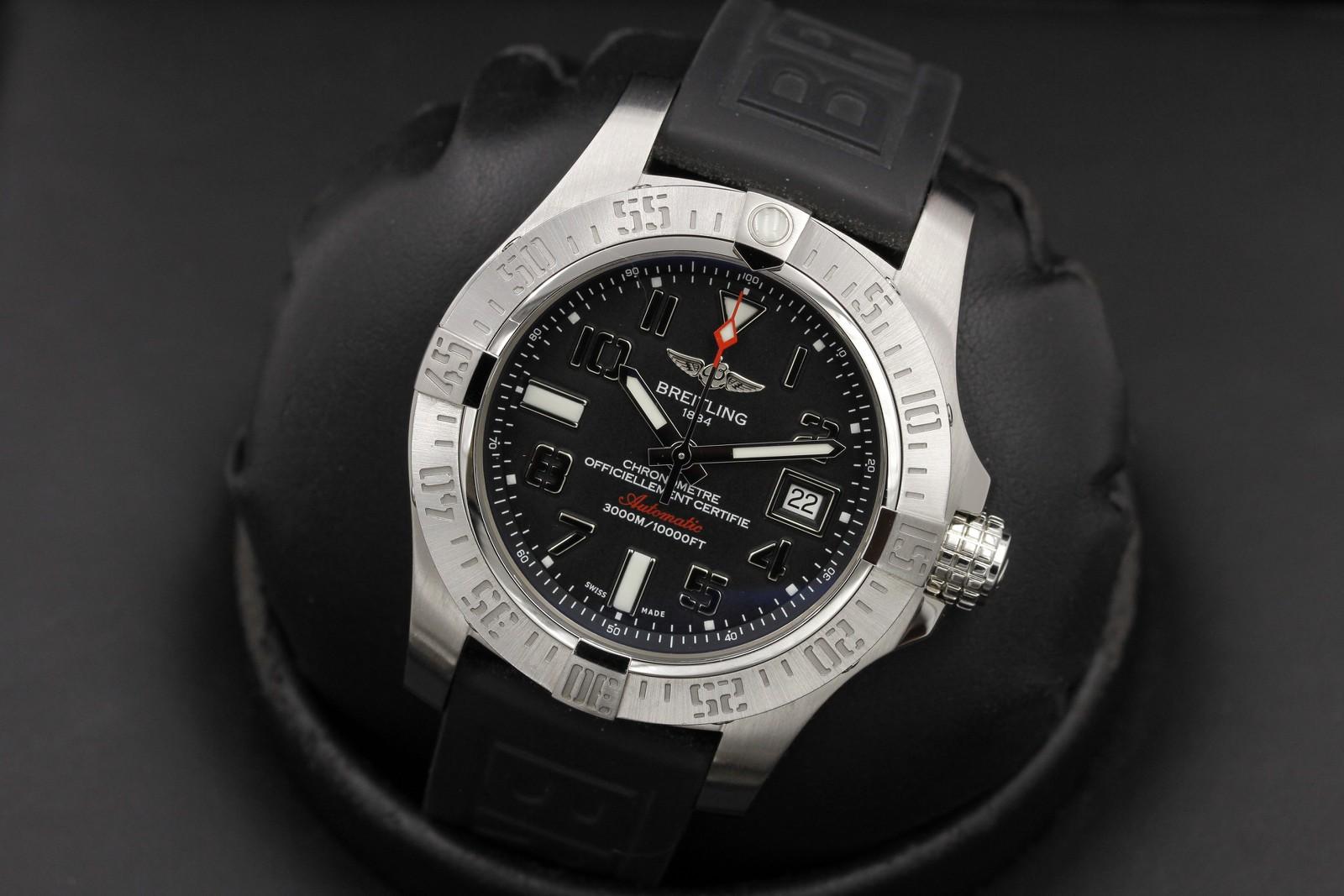 Watch Image 8