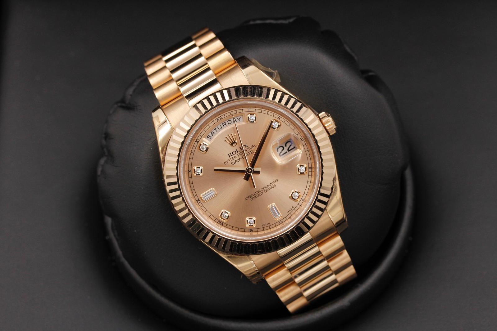 Watch Image 9