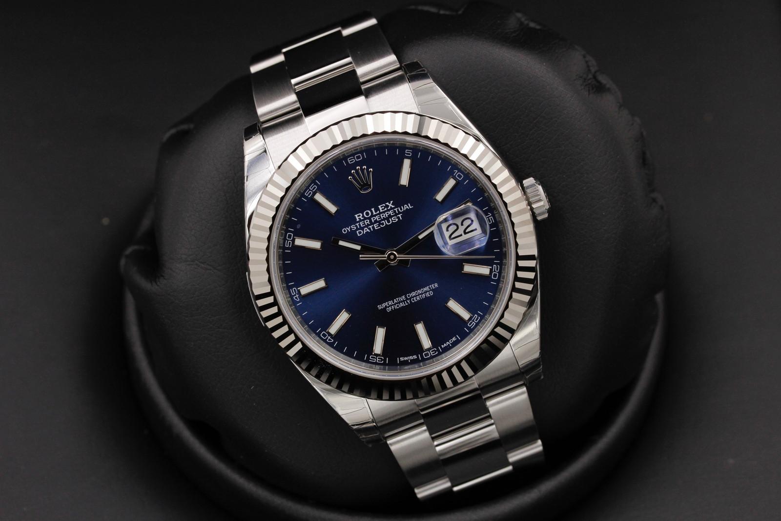 Watch Image 9