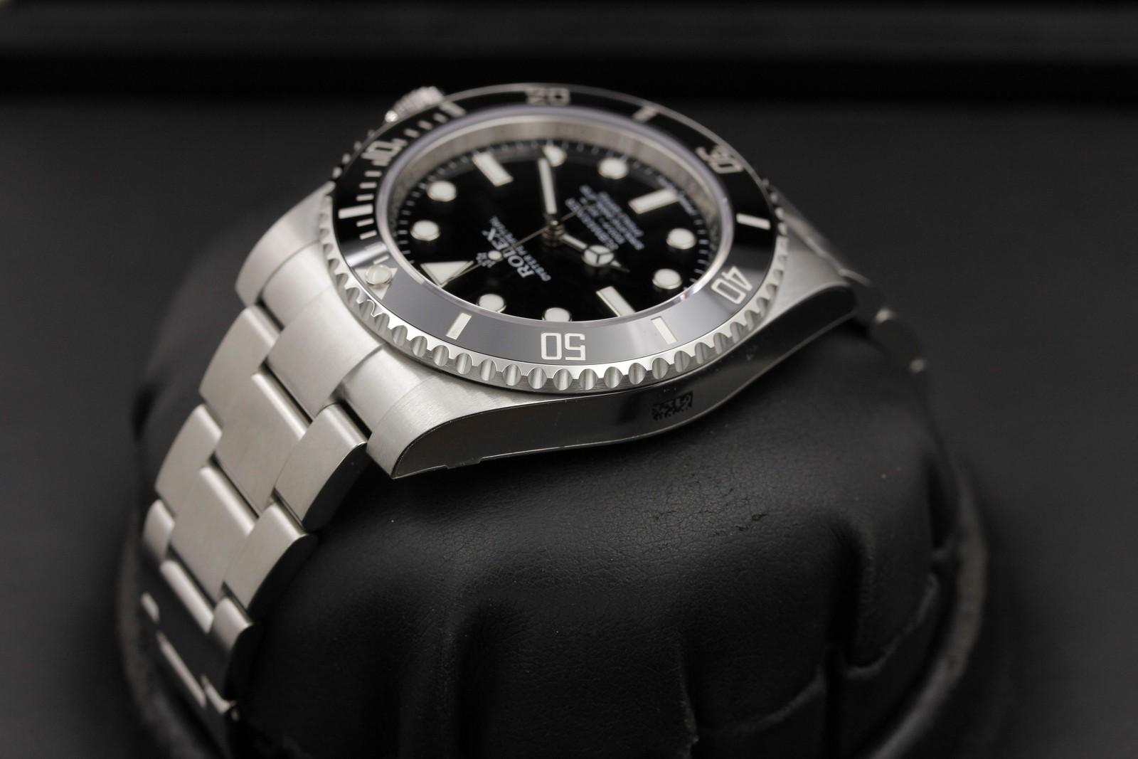 Watch Image 5
