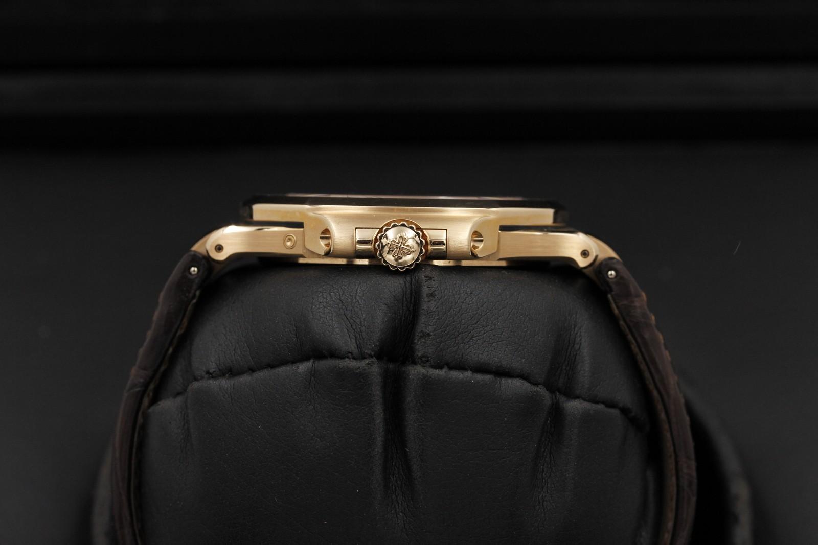 Watch Image 3