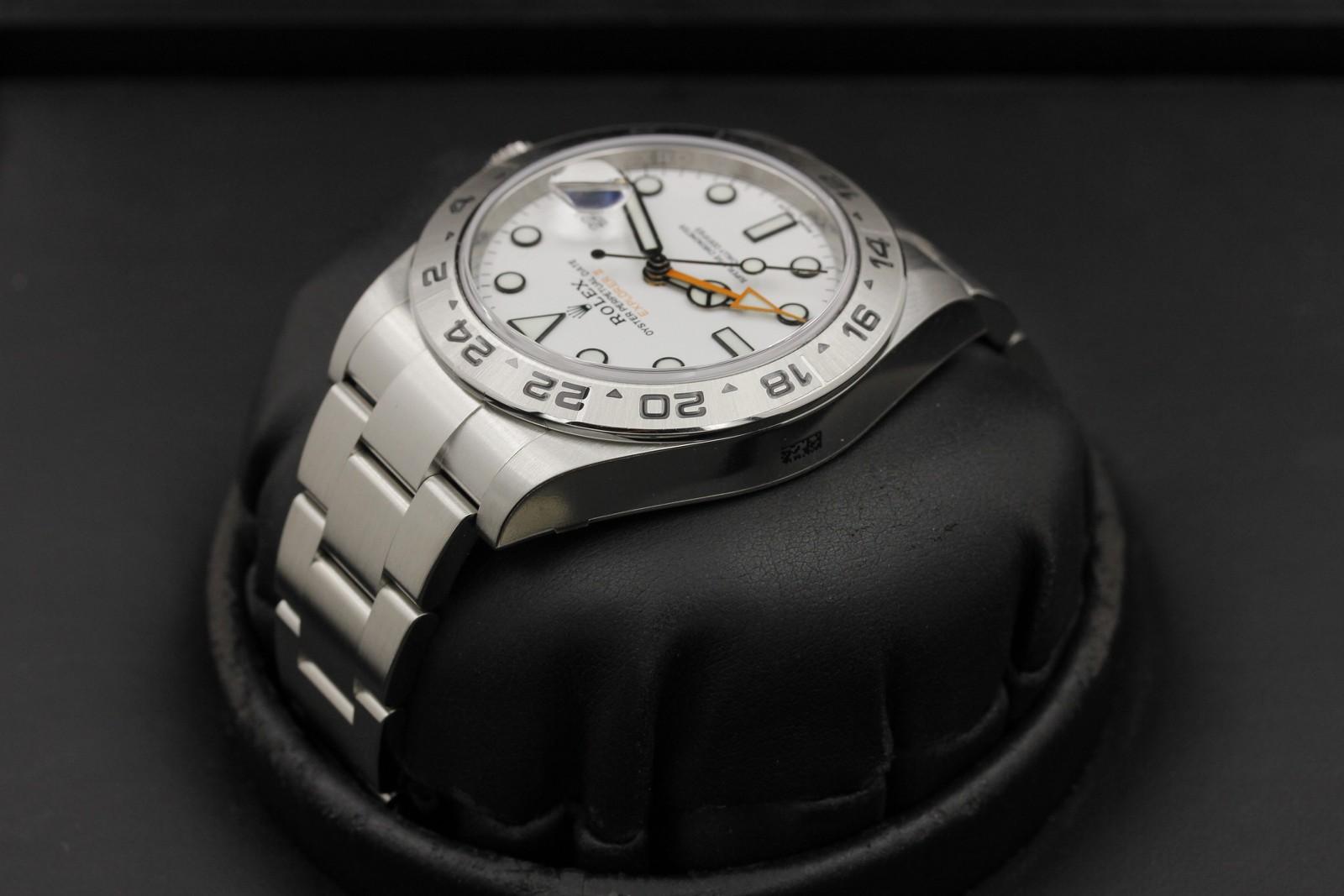 Watch Image 5