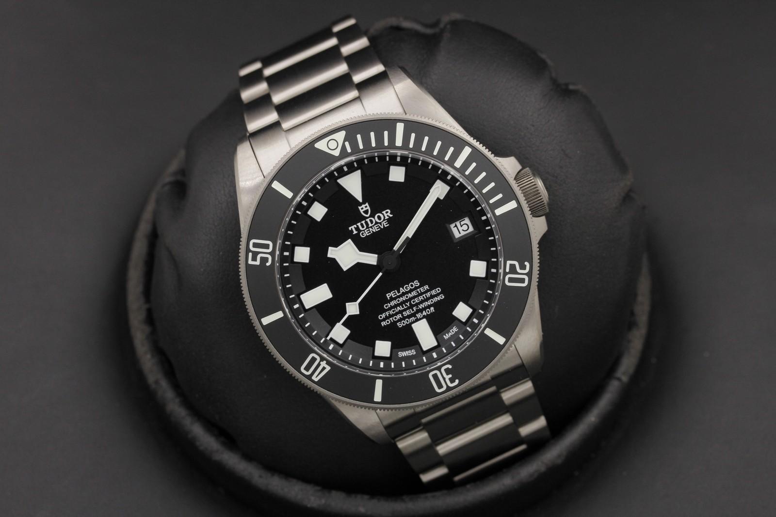 Watch Image 11