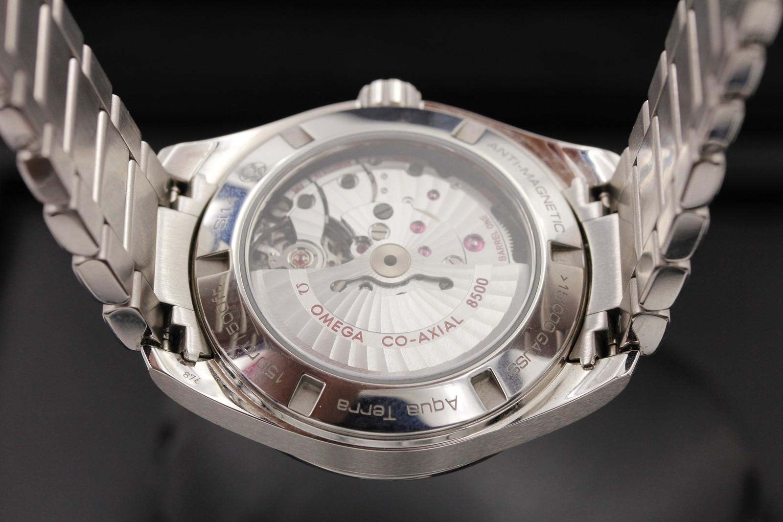 Watch Image 10