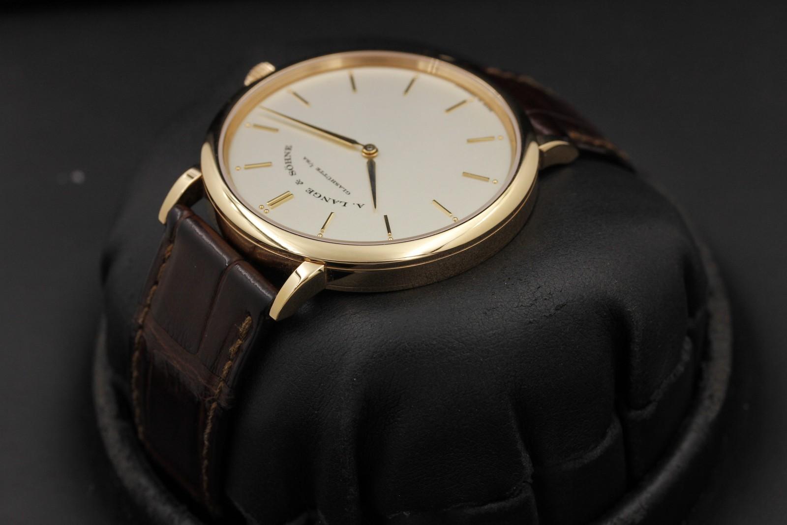 Watch Image 5