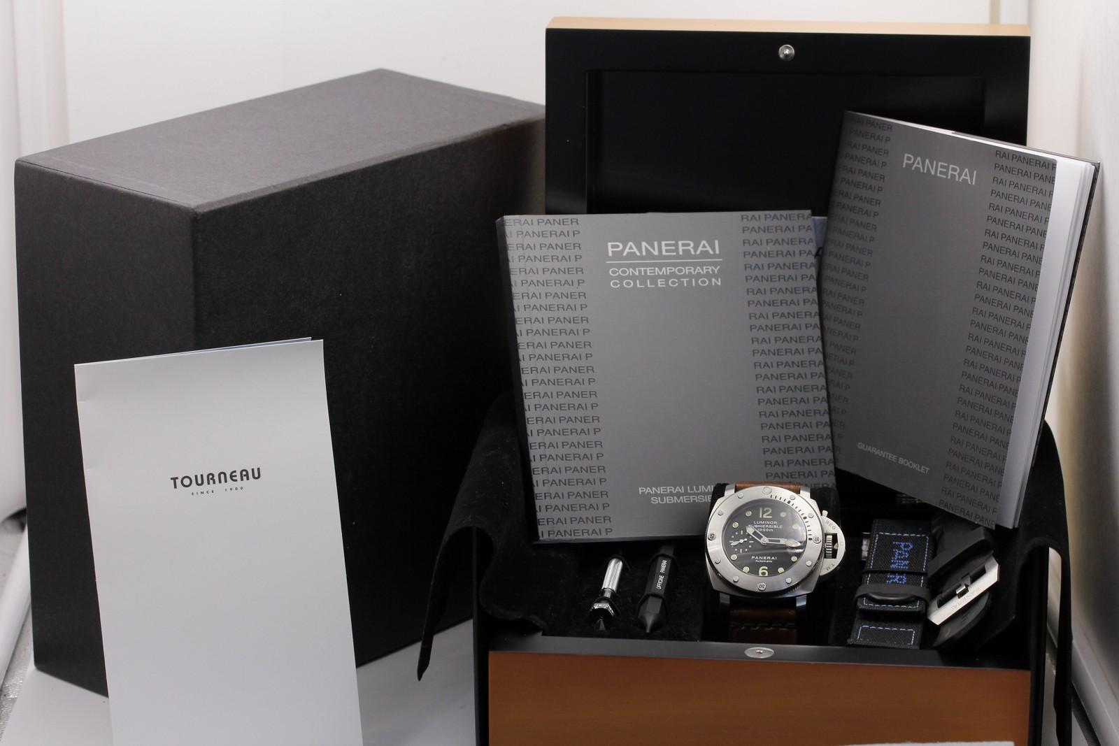 Watch Image 12
