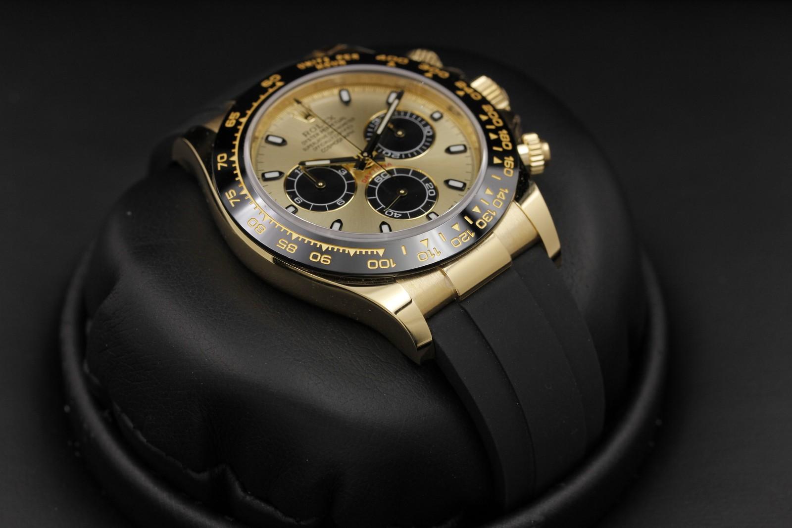 Watch Image 6