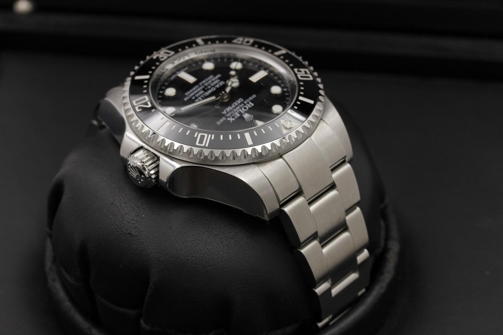 Watch Image 4