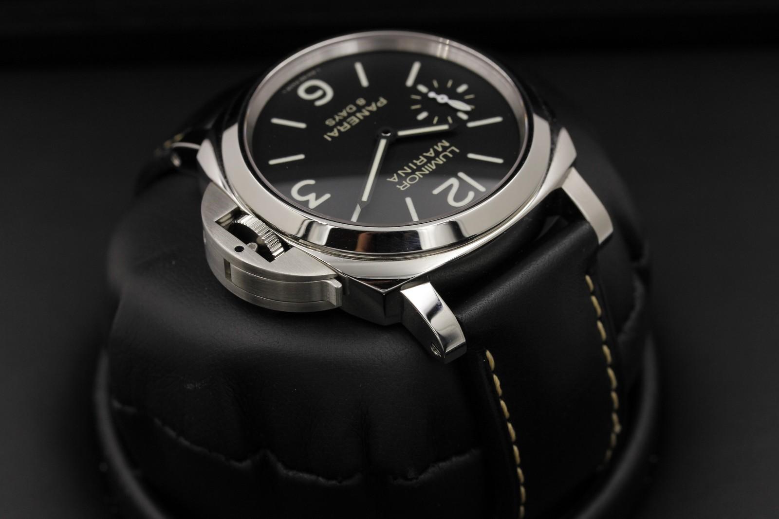 Watch Image 3