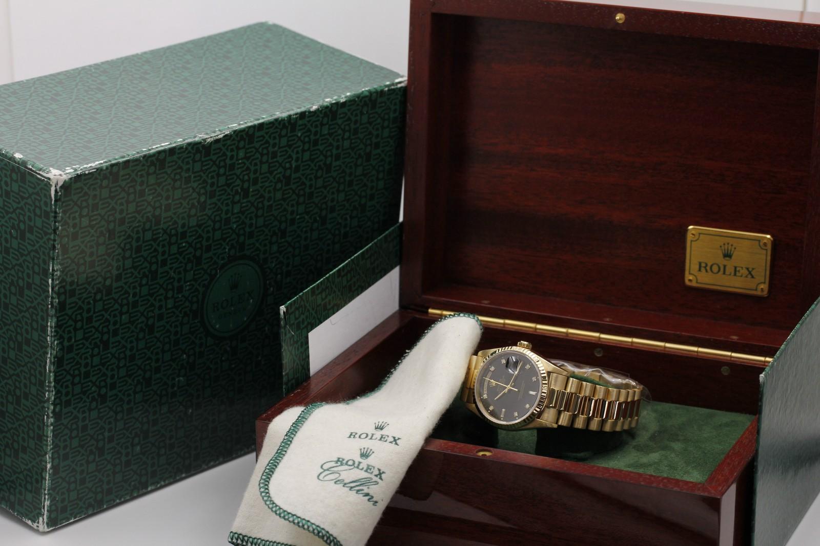 Watch Image 11