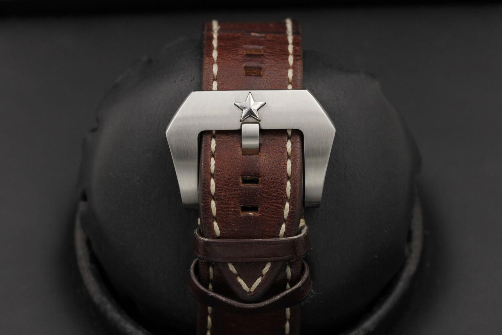 Watch Image 7