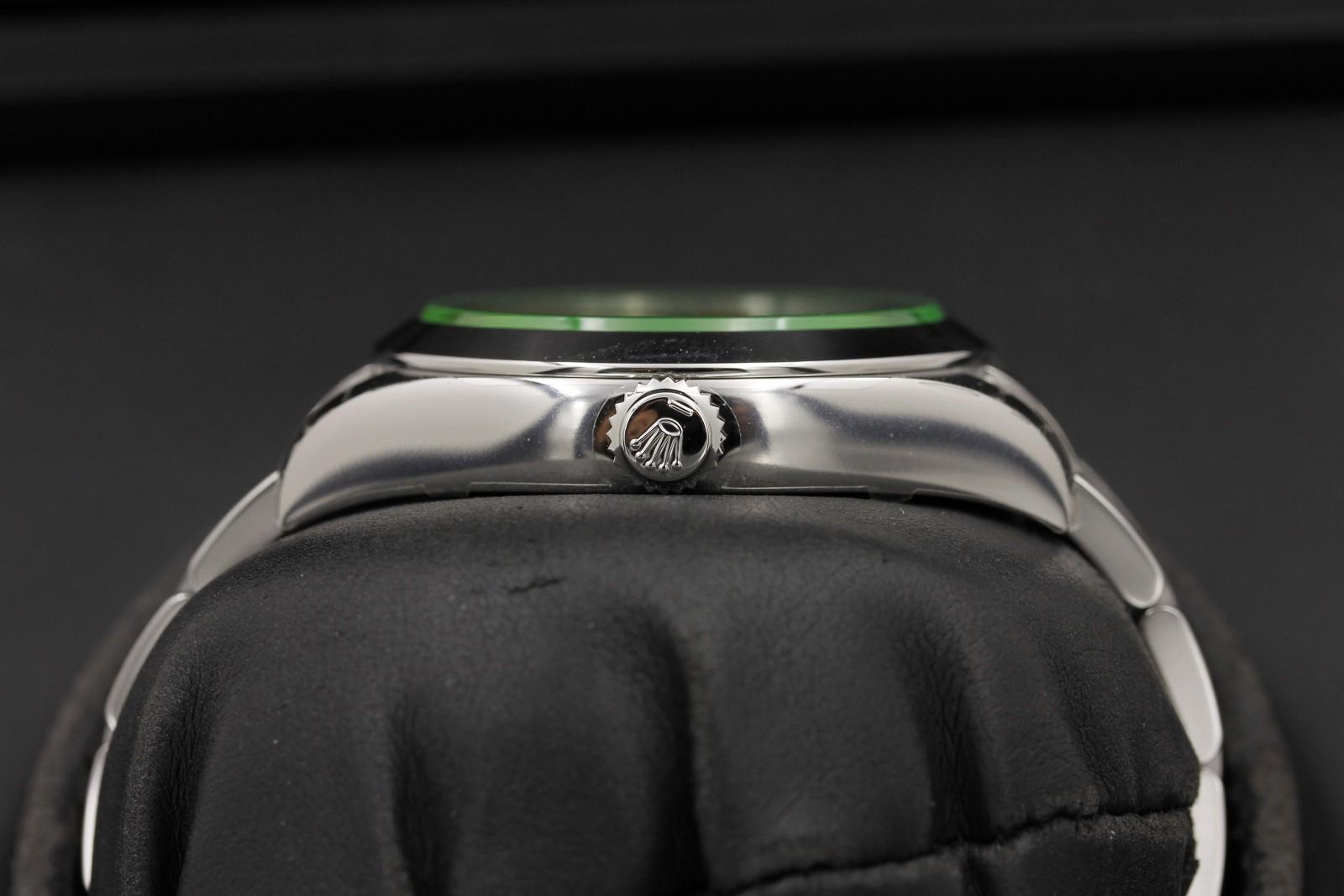 Watch Image 3