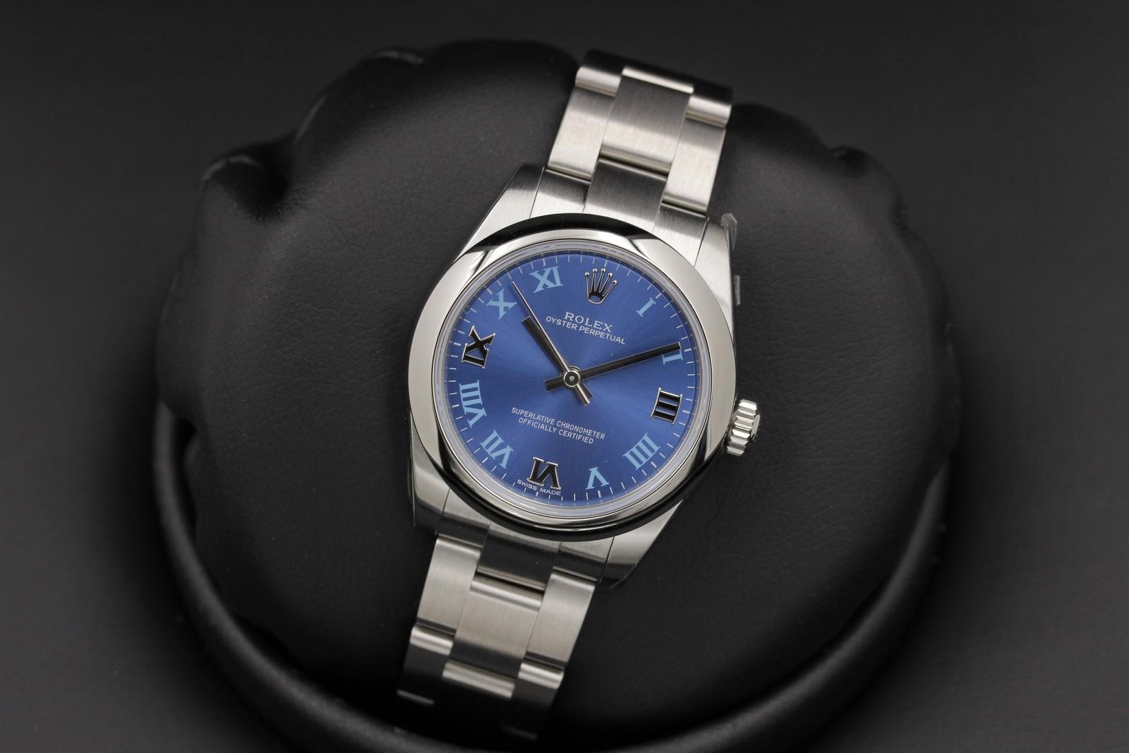 Watch Image 8