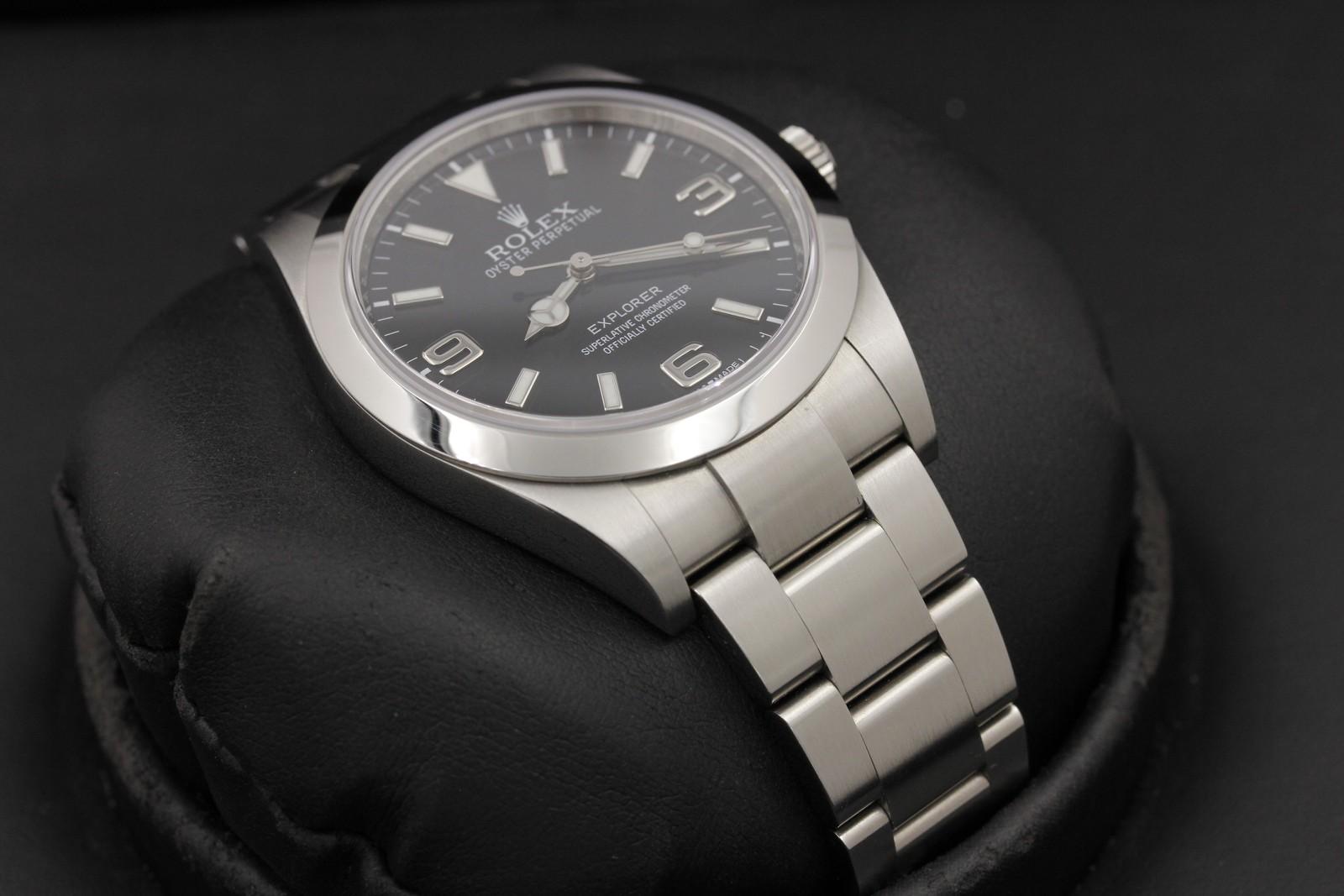 Watch Image 6