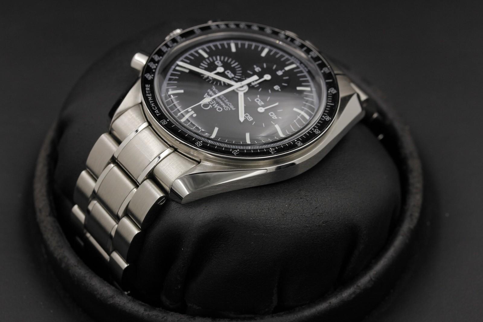 Watch Image 5