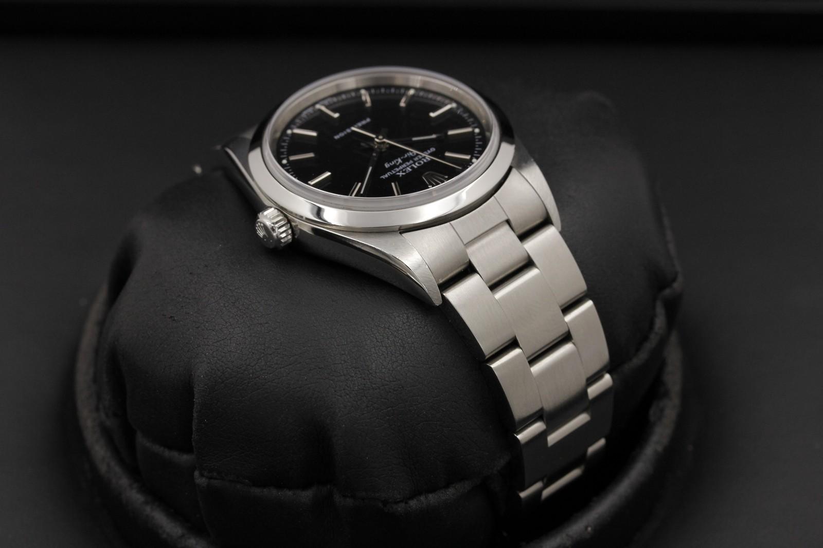 Watch Image 4