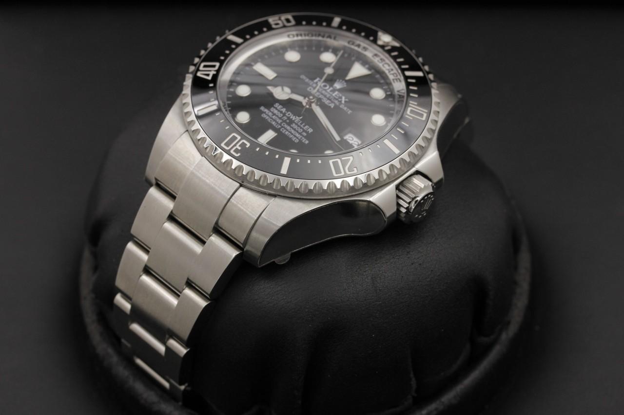 Watch Image 2