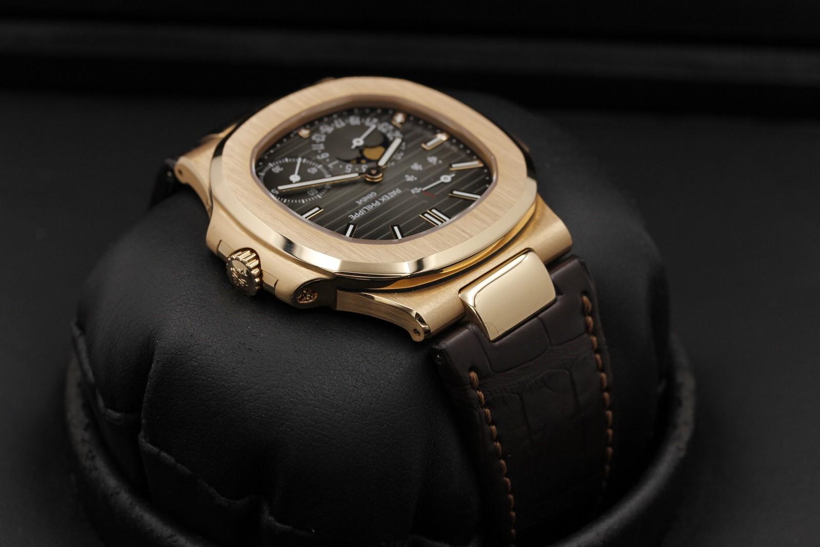 Watch Image 4