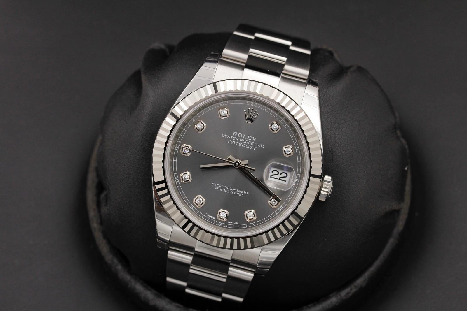Watch Image 8