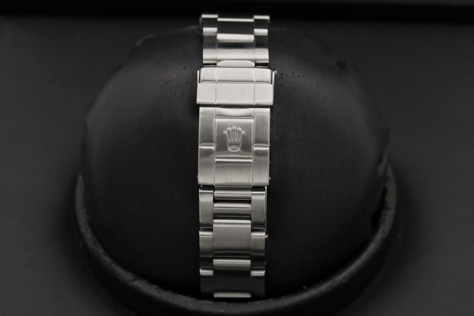 Watch Image 9