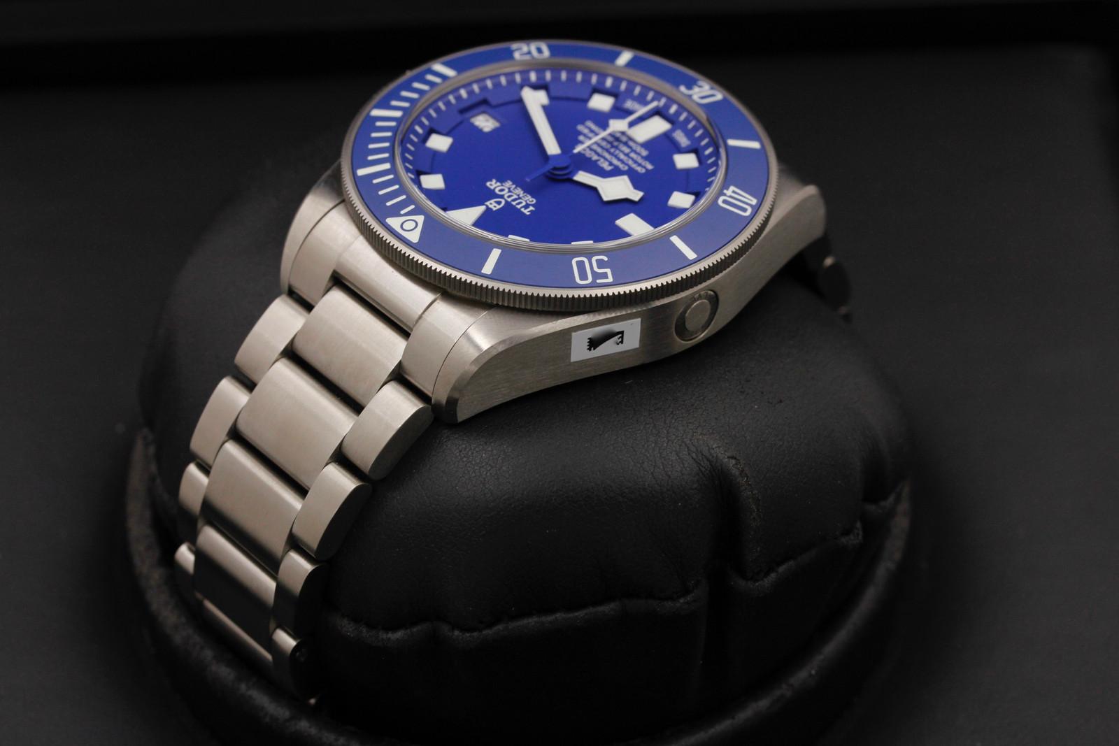 Watch Image 5