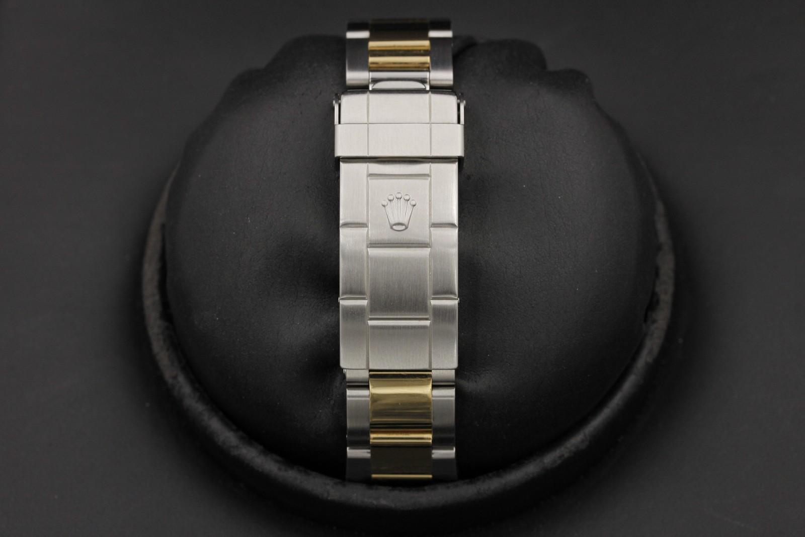 Watch Image 7