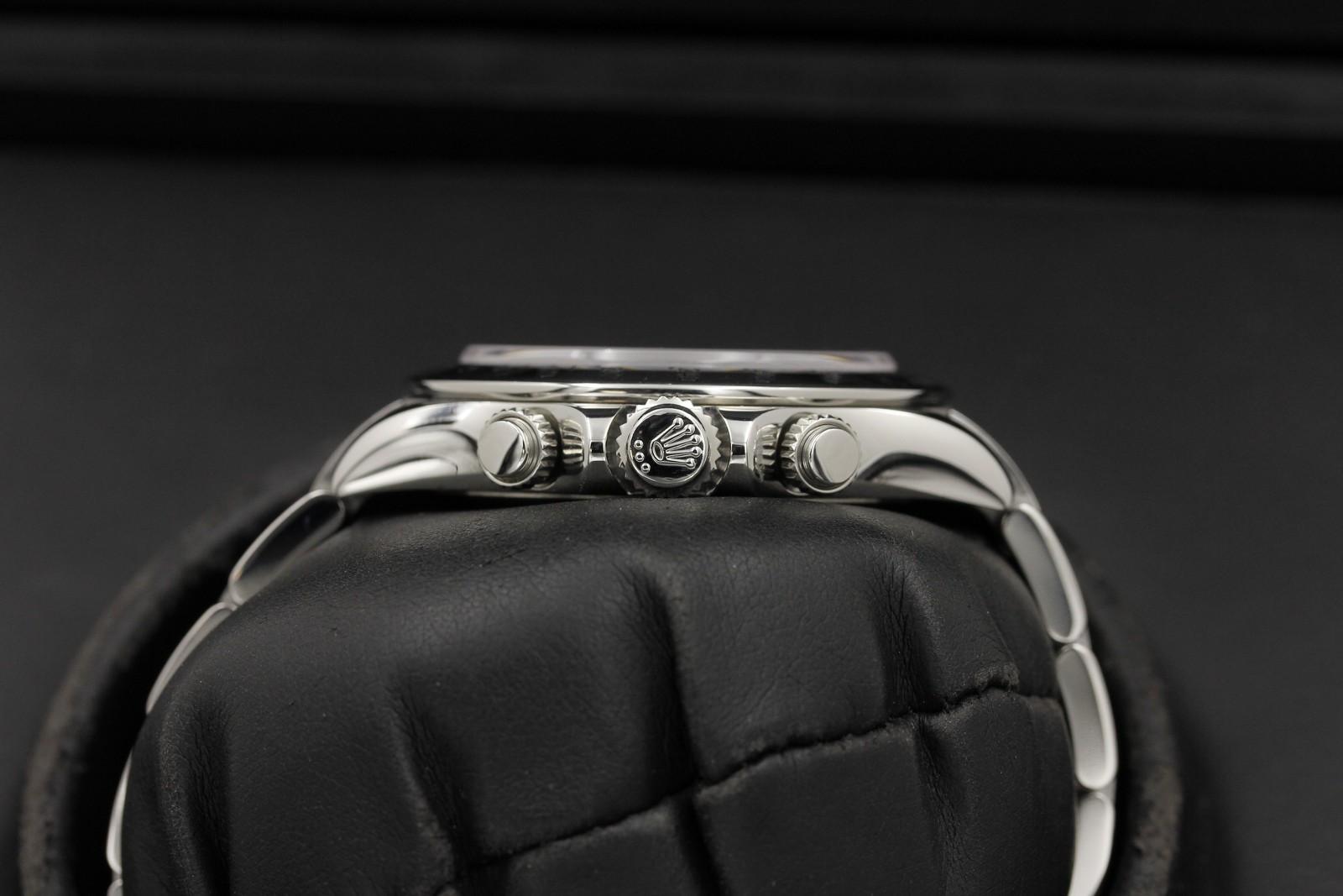 Watch Image 3