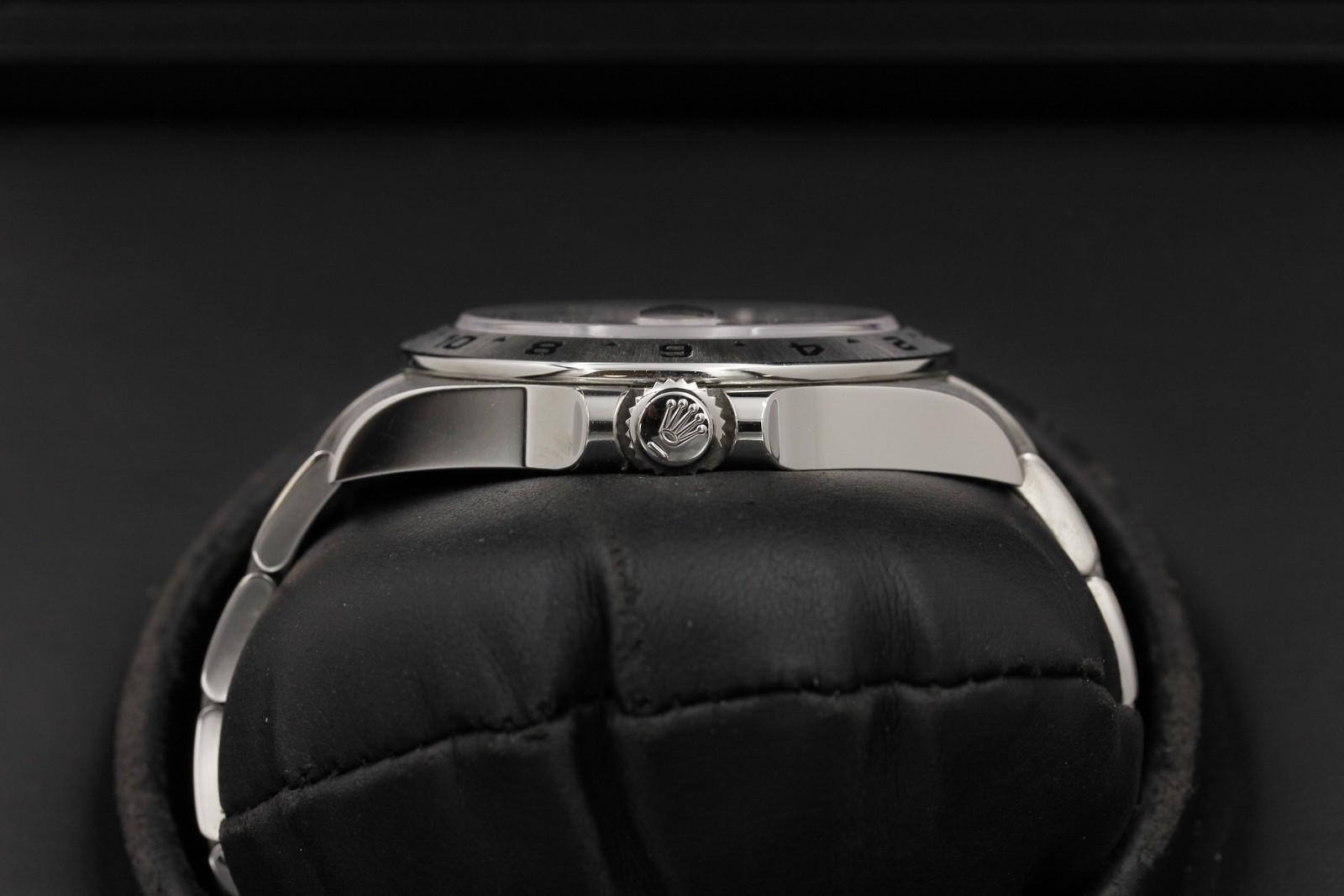 Watch Image 3