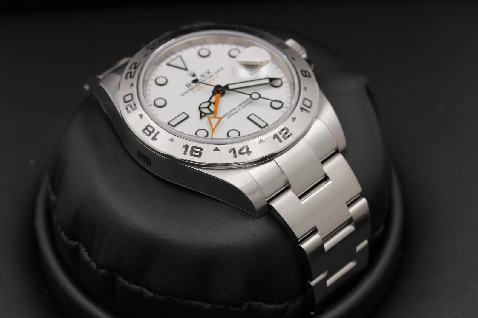 Watch Image 6