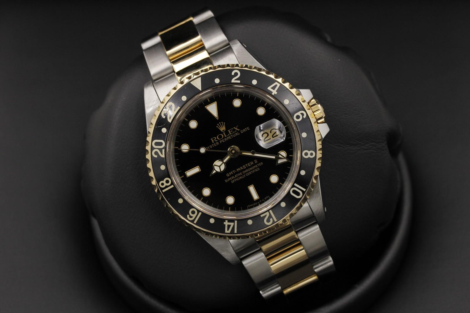 Watch Image 10