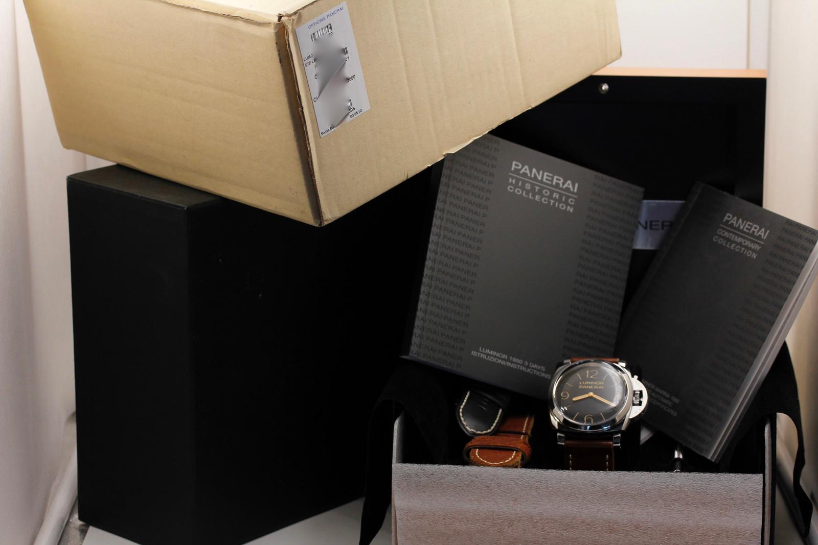 Watch Image 12