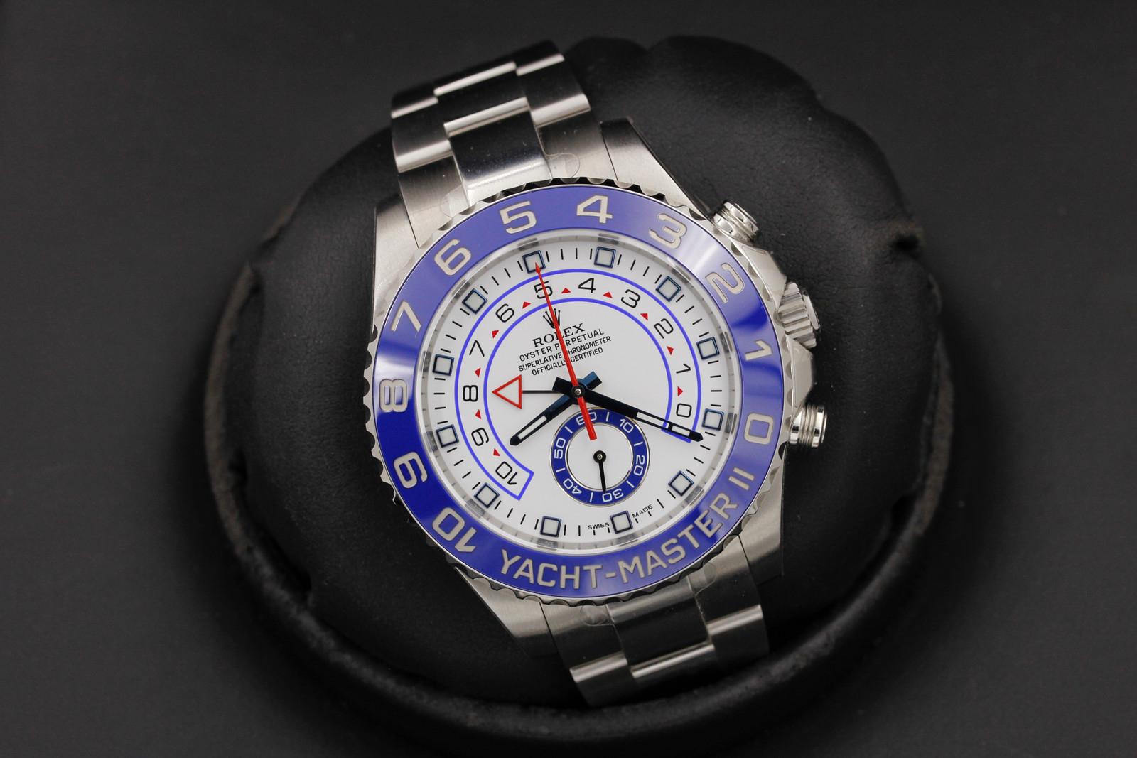 Watch Image 9