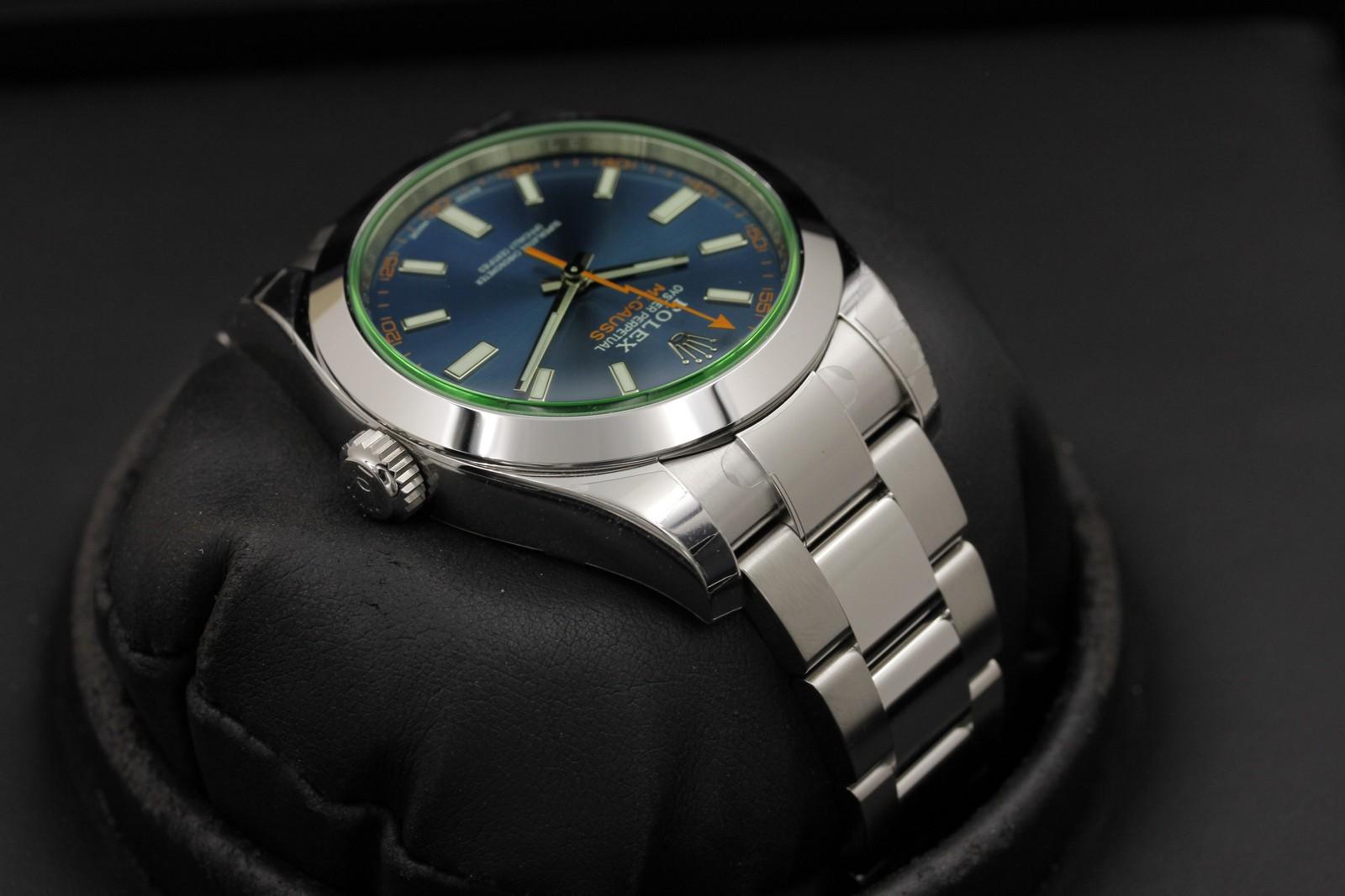 Watch Image 4