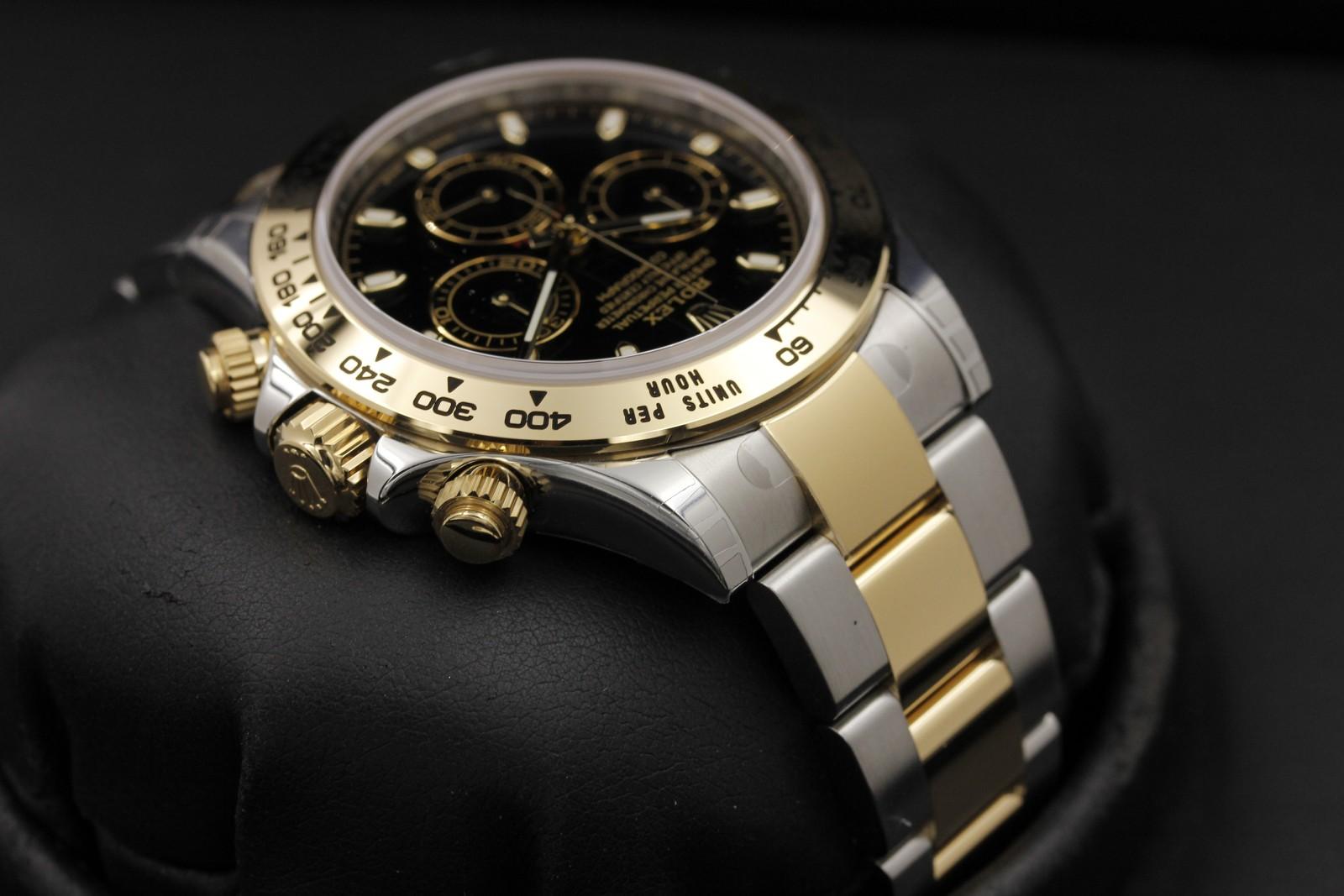 Watch Image 4