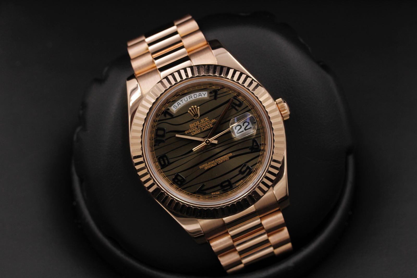 Watch Image 9