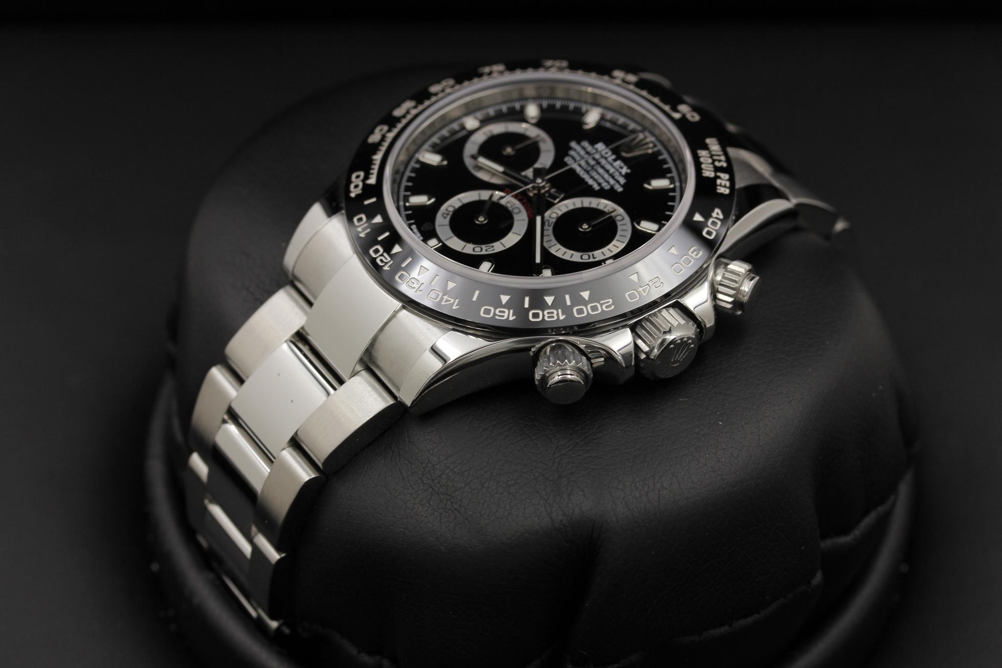 Watch Image 2